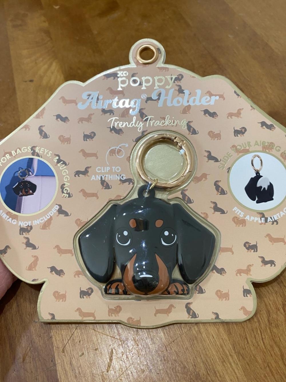 NWT.  Xo Poppy, dachshund, AirTag holder.